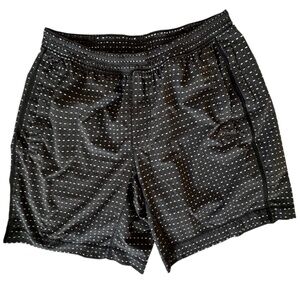 Performance-Driven Athleisure, LULULEMON Pace Breaker Lined Short 9" Sz Medium